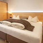 Haus Sonnwend Casa de hóspedes 3*
